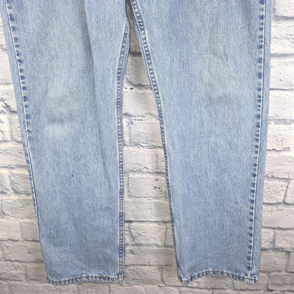 Vintage Levis 505 Regular Fit Straight Leg Jeans Light Wash Made‎ in USA 38x30